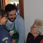 Foto do Bingo Carajás, atividade de lazer para idosos organizada pela Fundação com o auxílio dos Carajás e do SPYC